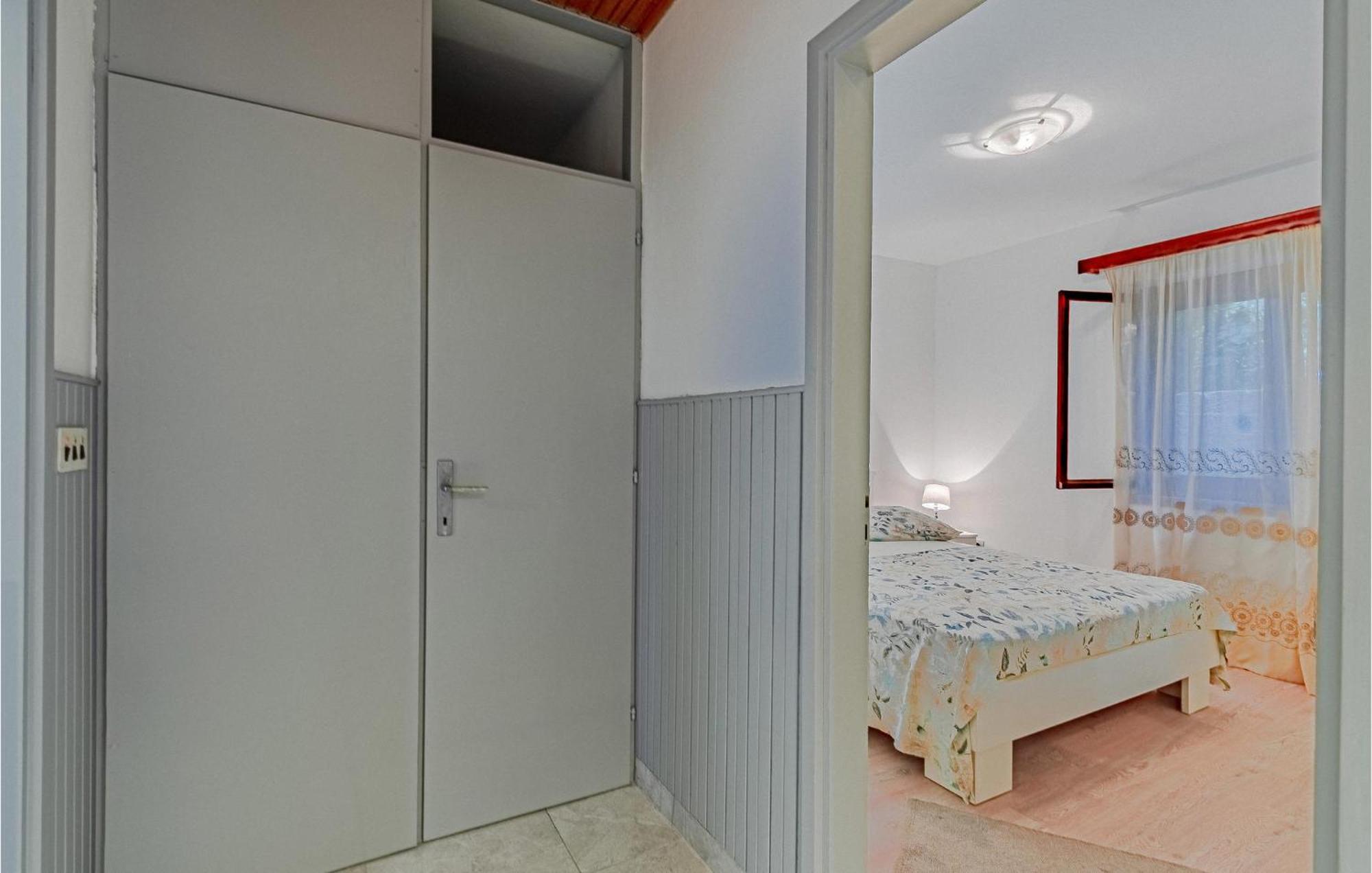 Beautiful Home In Prizba With Kitchen Dış mekan fotoğraf